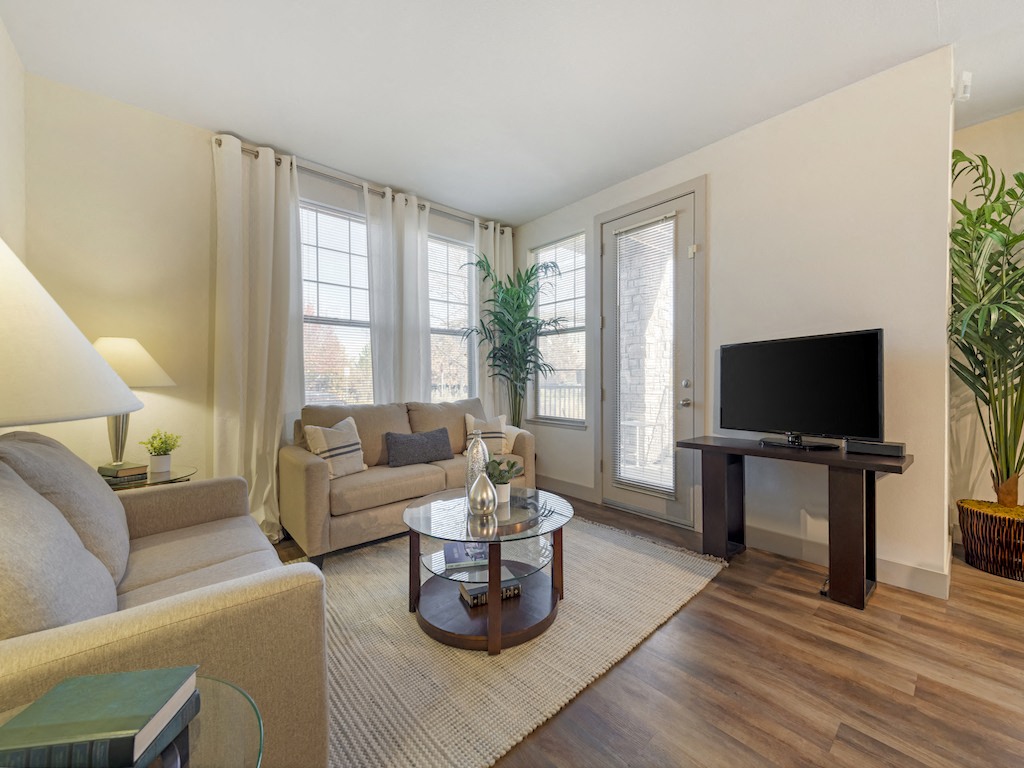 Avena Apartments is a similar property to Champions Park Apartments located in Thornton